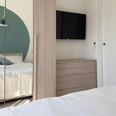 Aquavista - & Poolside דירה *