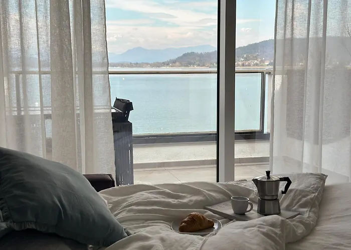 Aquavista - & Poolside * 카스텔레토소프라티시노