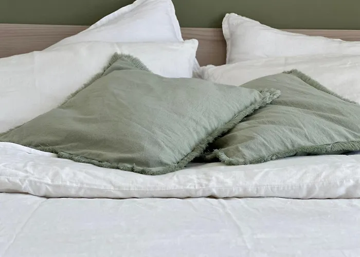 Aquavista - & Poolside * Castelletto sopra Ticino