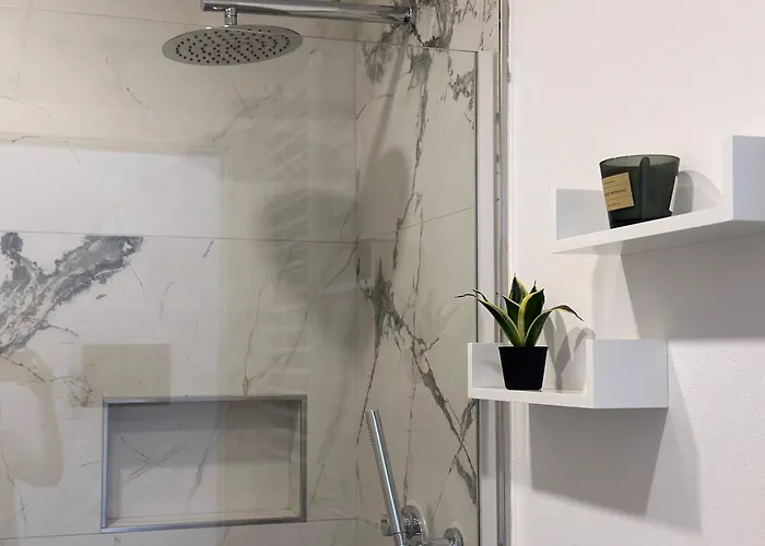 Aquavista - & Poolside Castelletto sopra Ticino