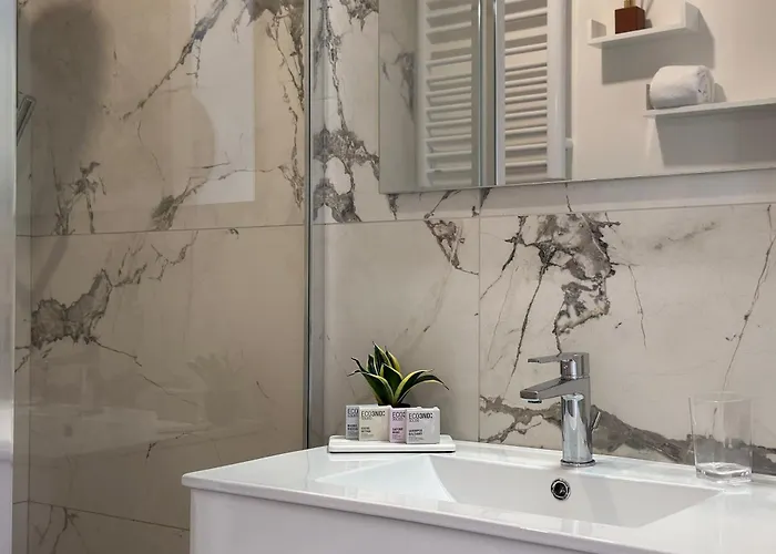 Aquavista - & Poolside 아파트 카스텔레토소프라티시노